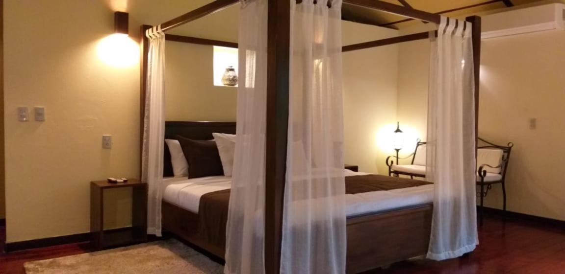 Tropical Suites & Villas La Fortuna Buitenkant foto